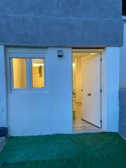 Loft, Muy Cerca De Playa Y Castillo Tamarit Tarragona Exterior photo